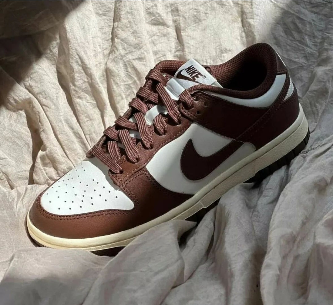 NIKE DUNK LOW MARRON