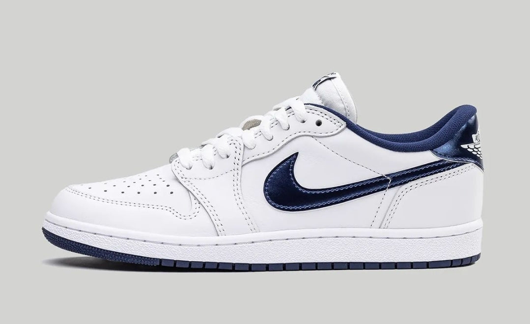 NIKE AIR JORDAN 1 LOW WHITE NAVY